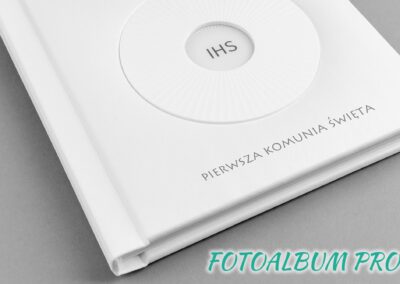FOTOGRAFIA PIERWSZEJ KOMUNII - FOTOALBUM PRO - FOTMIXART BYDGOSZCZ, KUJAWSKO - POMORSKIE